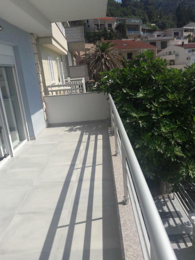 Apartments Villa Plava Klek Bagian luar foto