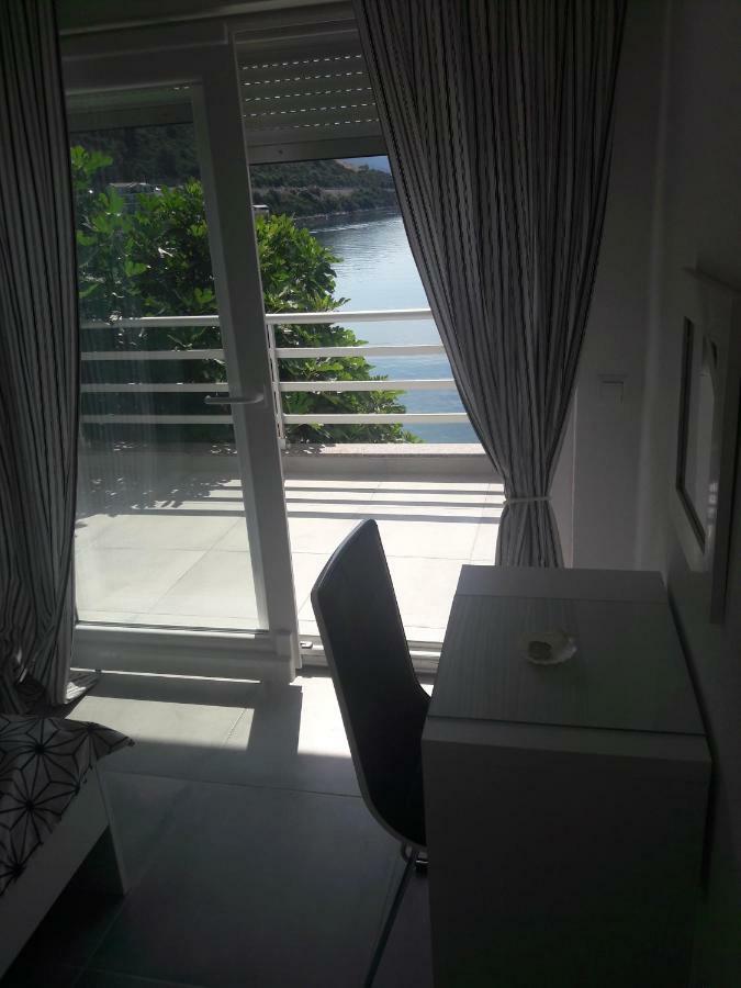 Apartments Villa Plava Klek Bagian luar foto
