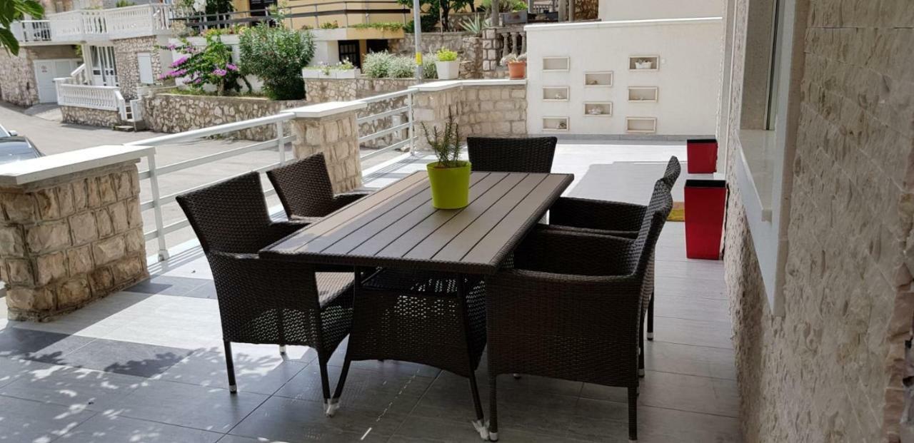 Apartments Villa Plava Klek Bagian luar foto